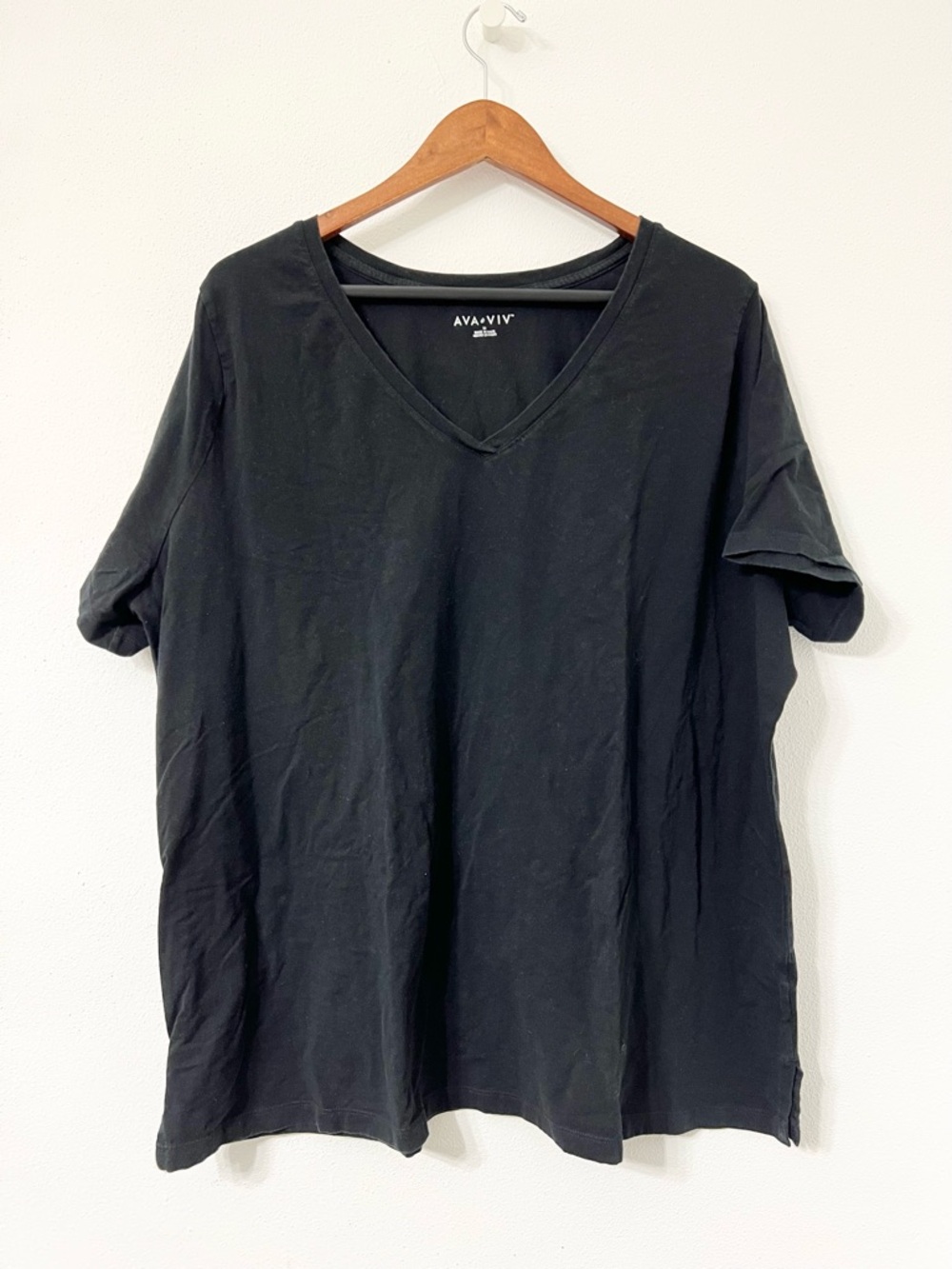 Ava & Viv Black V Neck Tee Plus Size 3X Short Sleeve